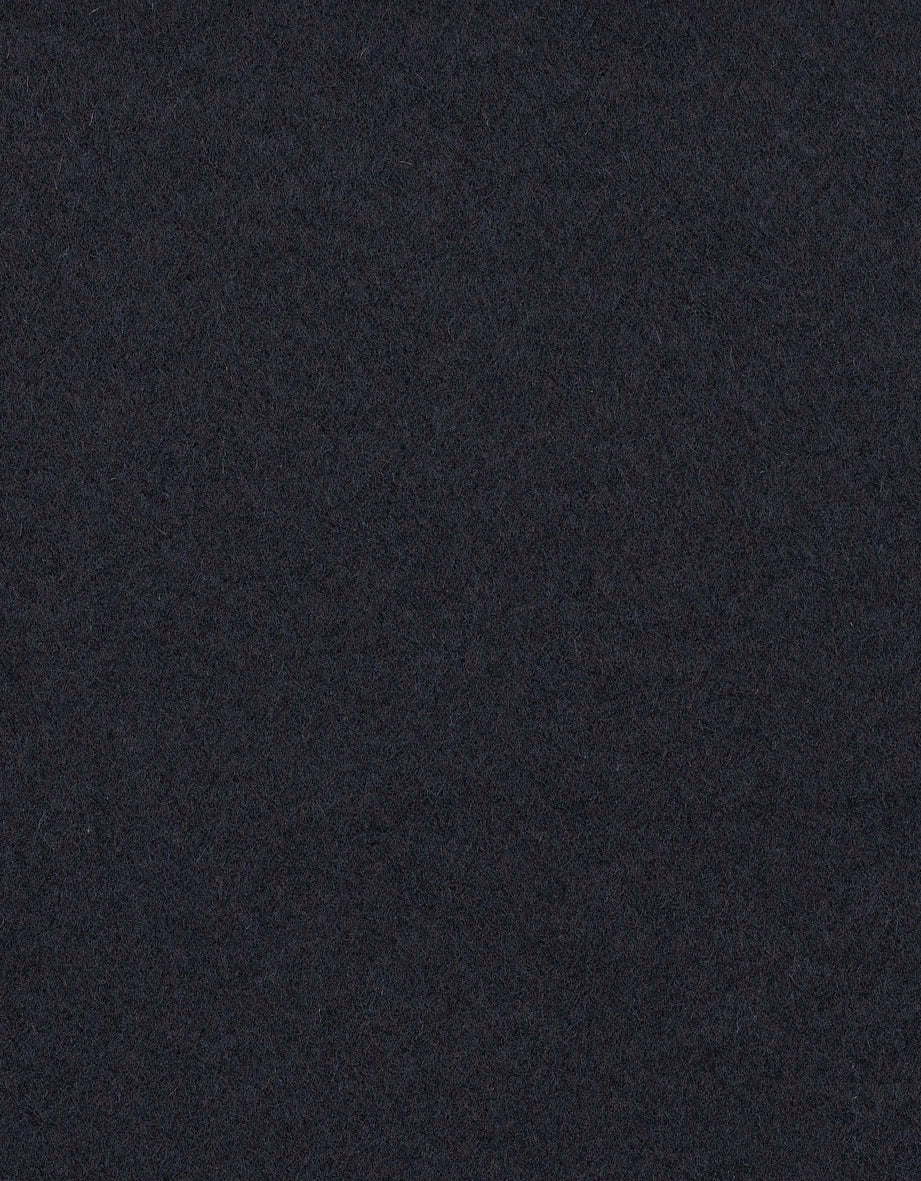 Navy Mantel mit schwarzen Steppkragen, Modellbild, klassisch stilvolles Posing, bugatti.