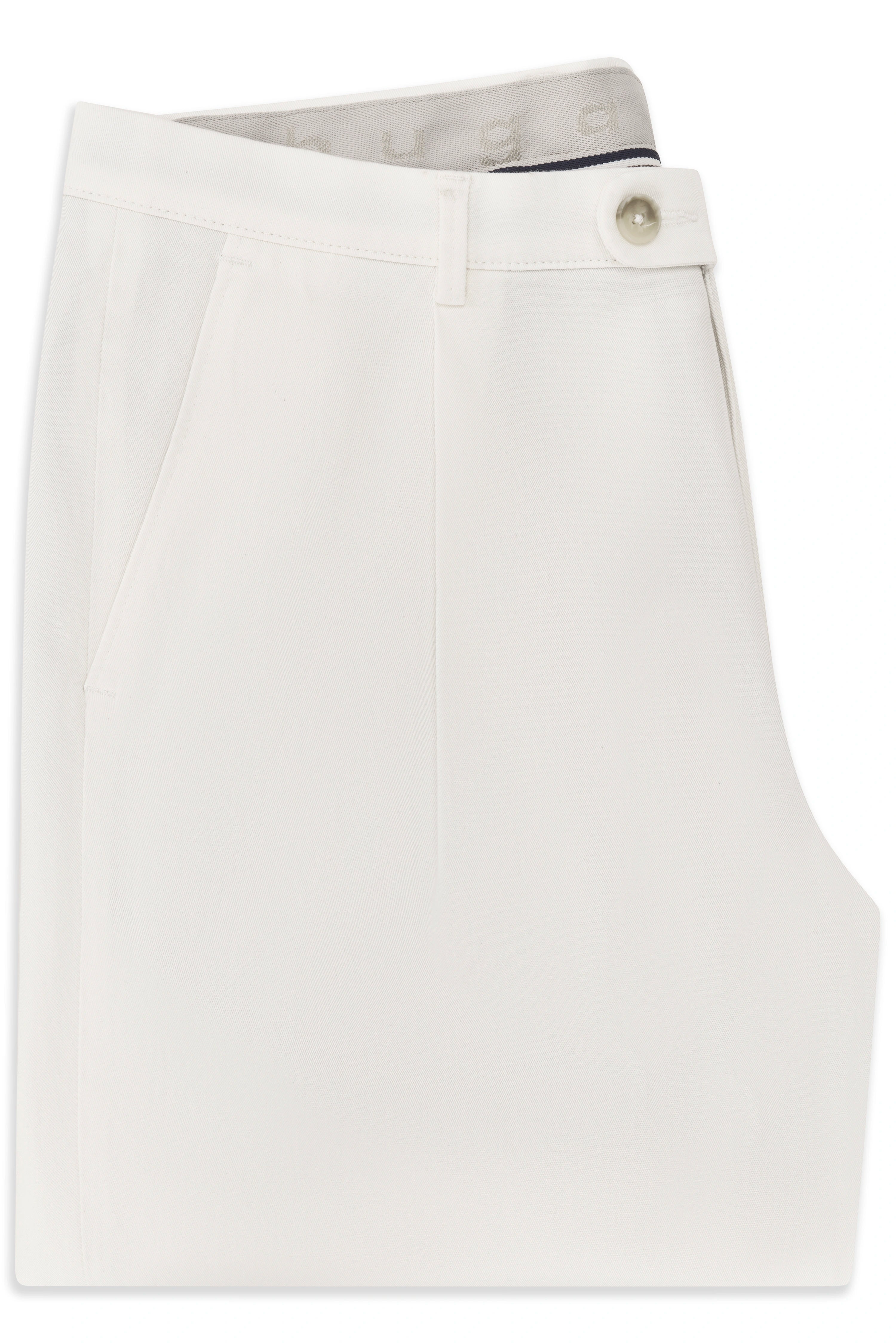 Weiße bugatti Hose, elegant, Büstenbild, hochwertige Qualität, zeitloser Stil.