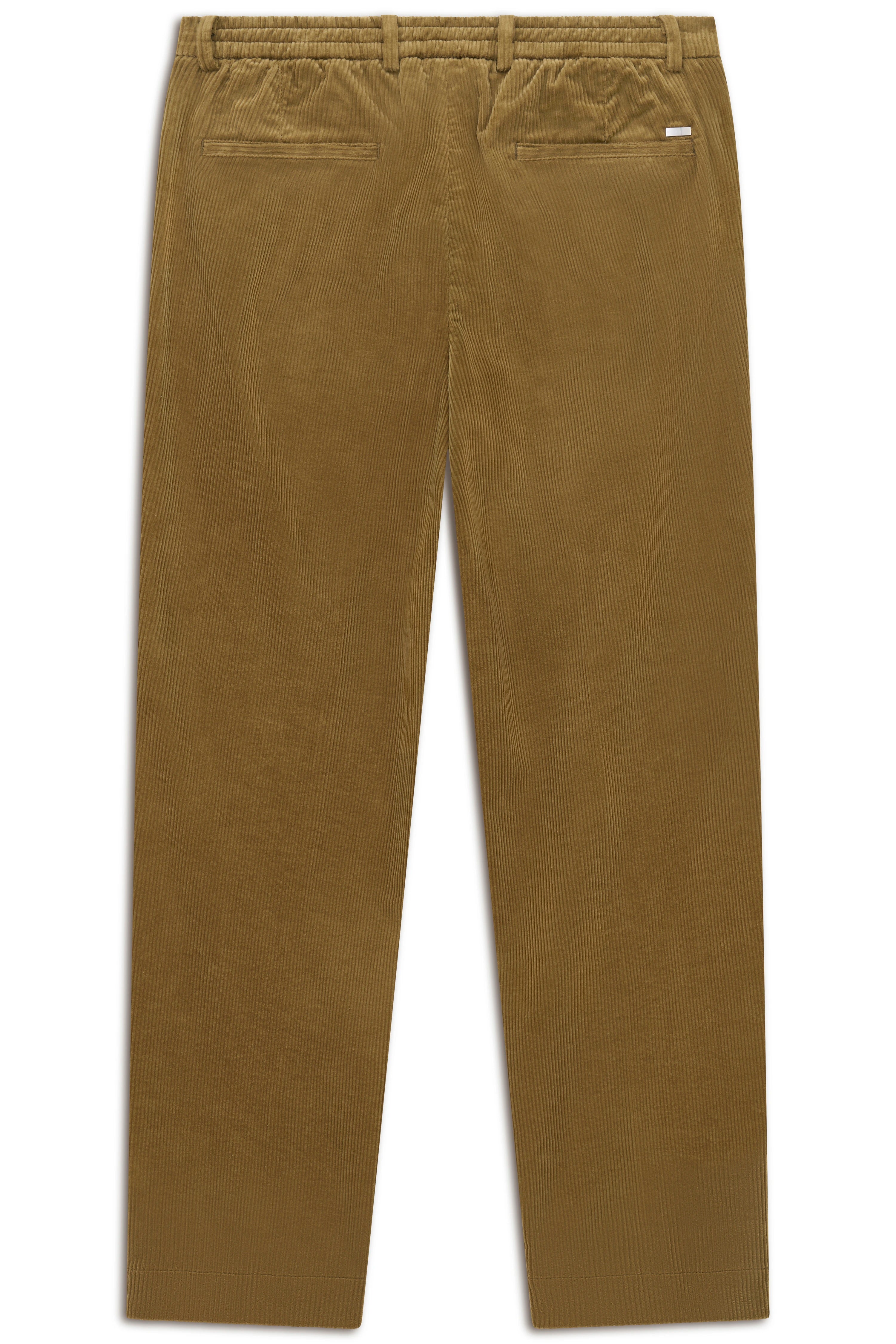 Kordhose in Braun, legeres Büstenbild, bugatti Stil von zeitloser Eleganz und italienischer Inspiration.