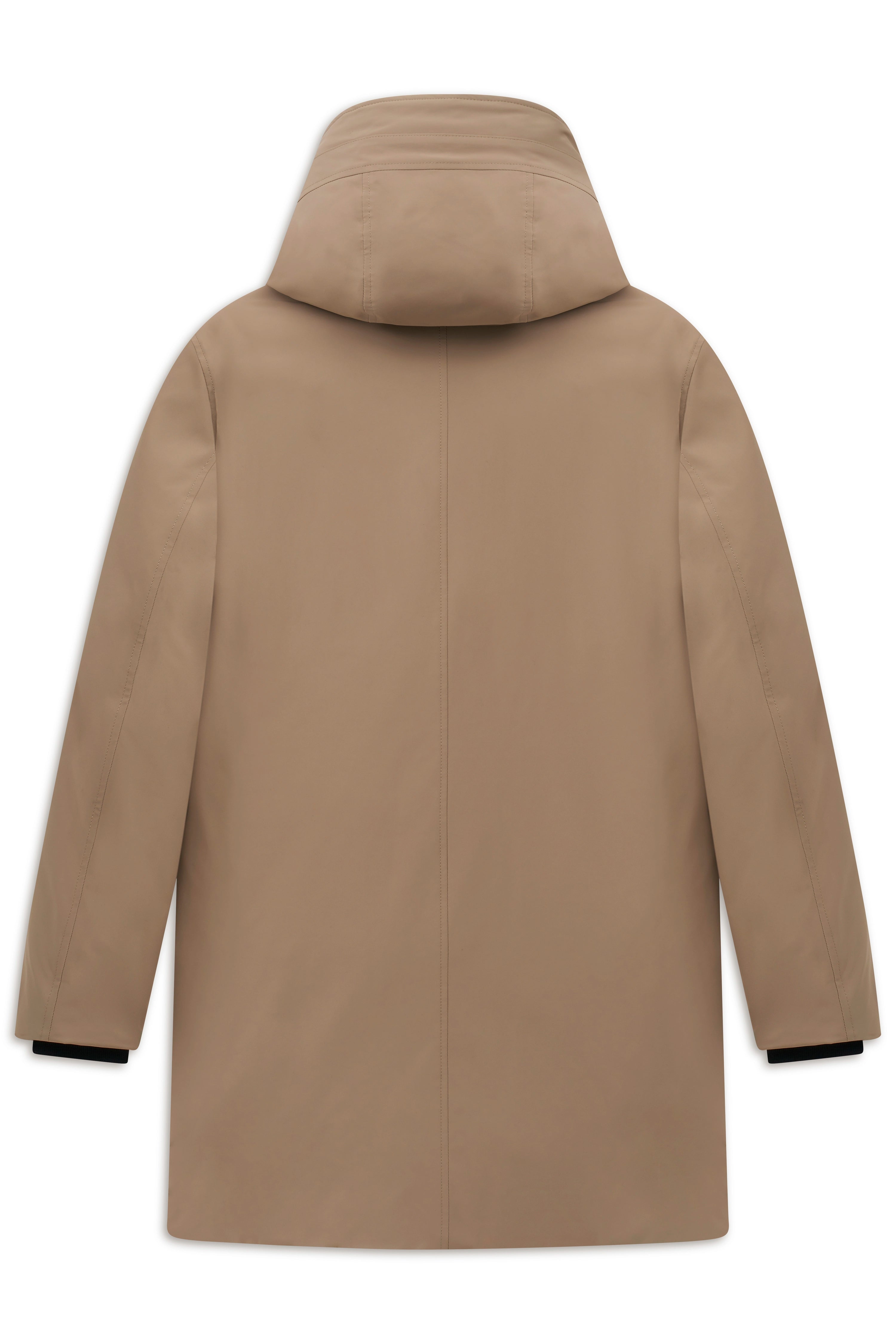 Beige bugatti Mantel, Büstenbild, schlichte Eleganz und zeitlose Raffinesse.