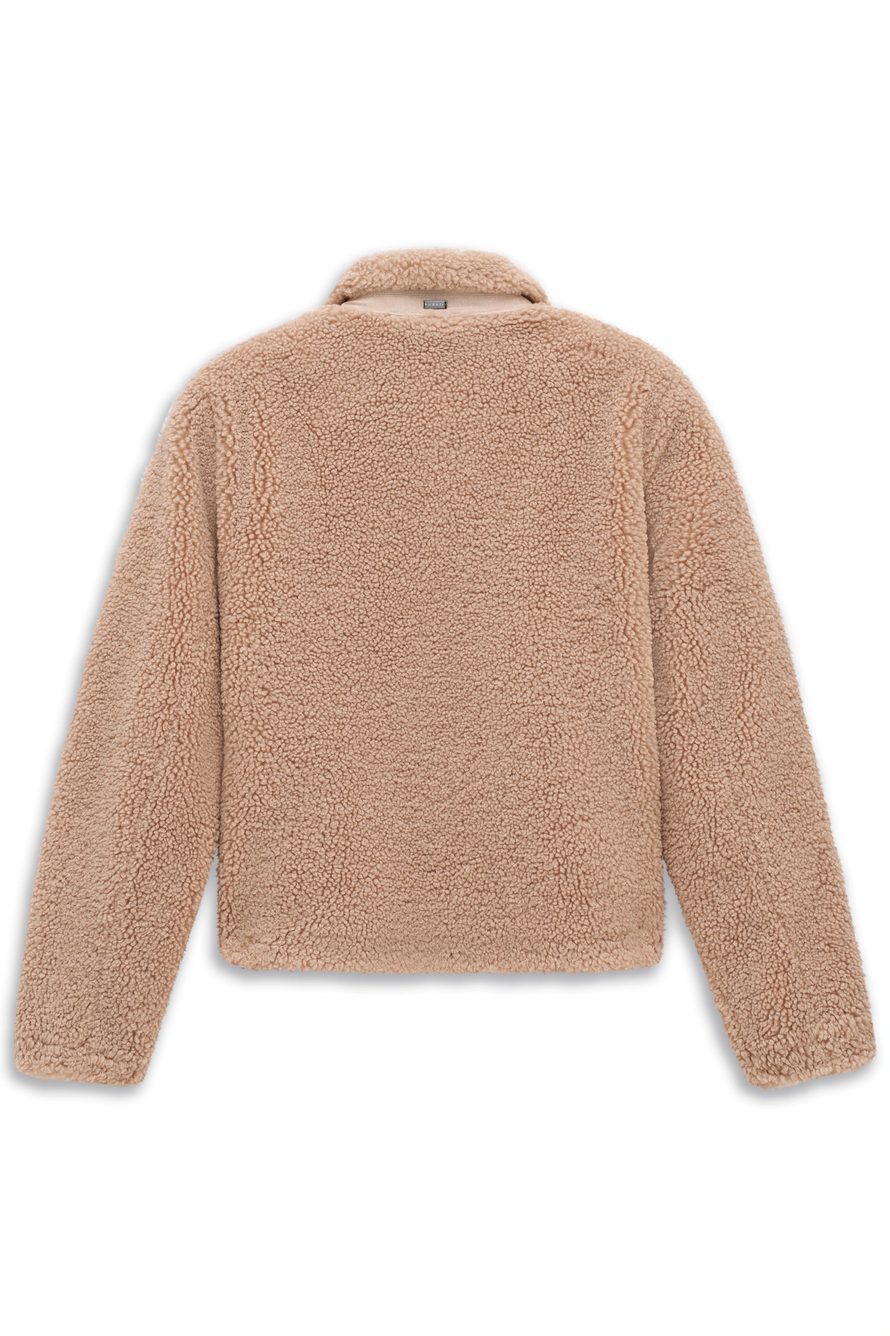 Beige Teddyjacke von bugatti, legere Büstenansicht, gemütlicher Stil, inspiriert von italienischer Gelassenheit.