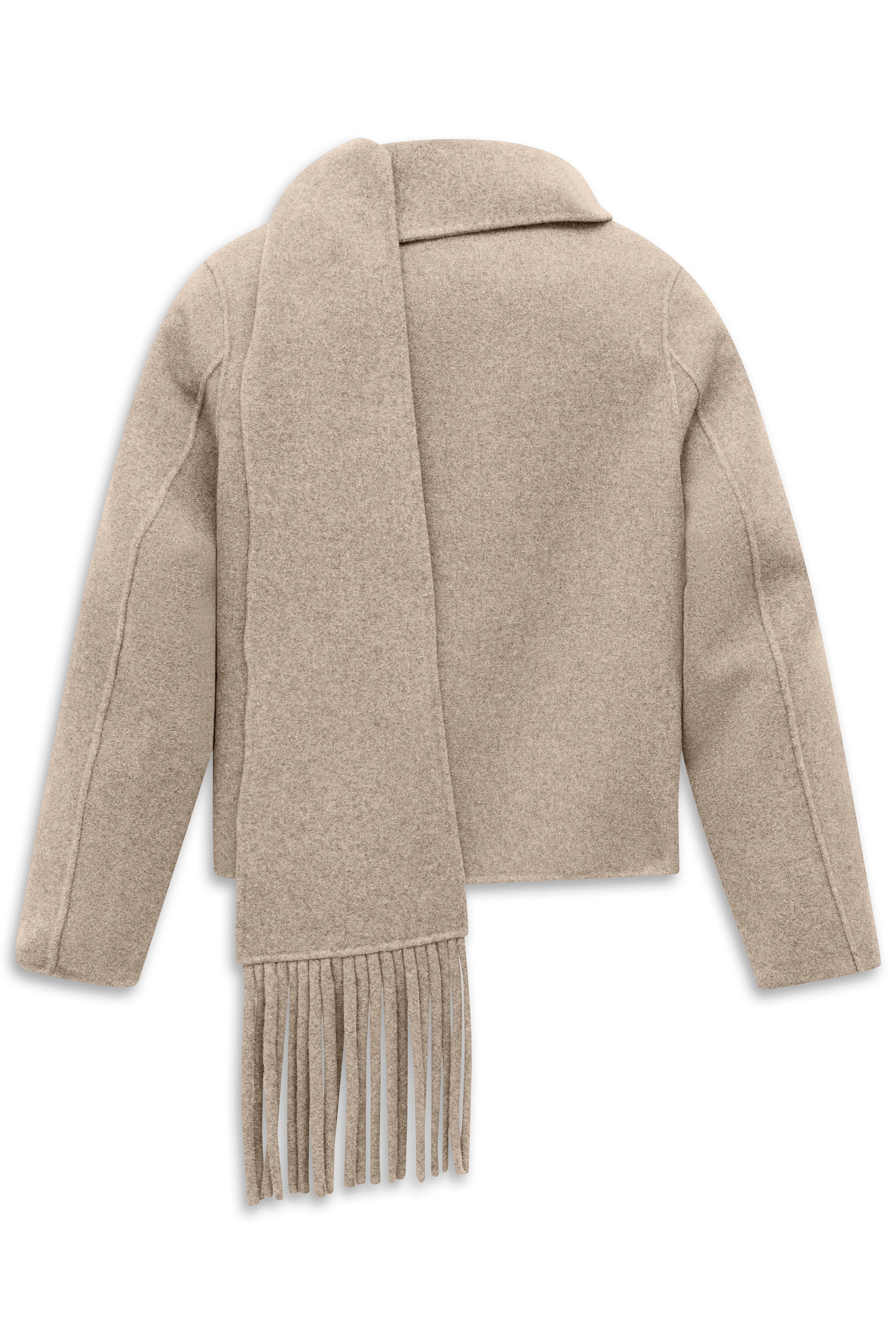 Beige bugatti Jacke mit passendem Schal, Büstenbild.