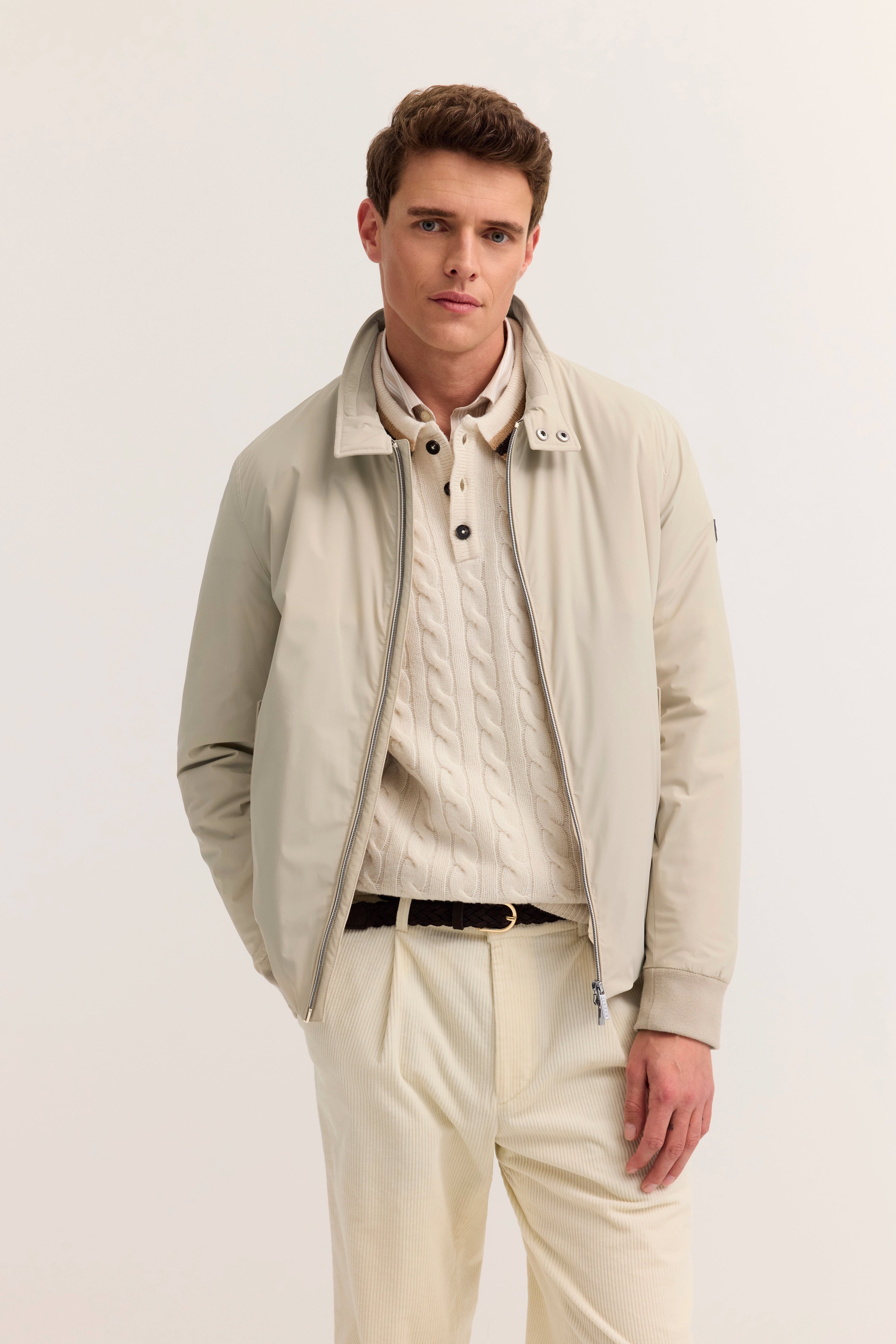 Beiges bugatti Outfit