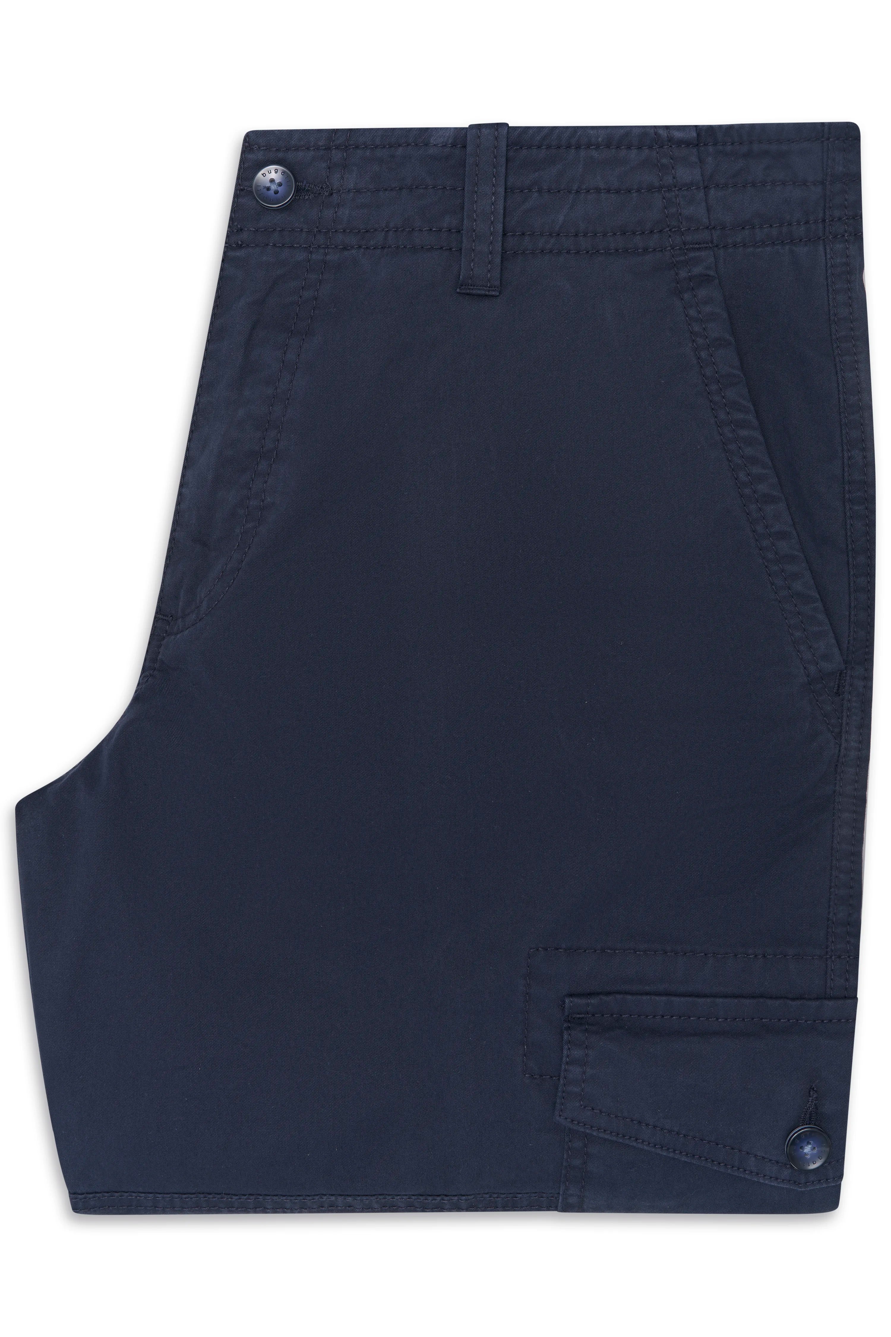 Dunkelblaue bugatti Chinoshorts, legeres Büstenbild, ideal für stilvolle Freizeitoutfits.