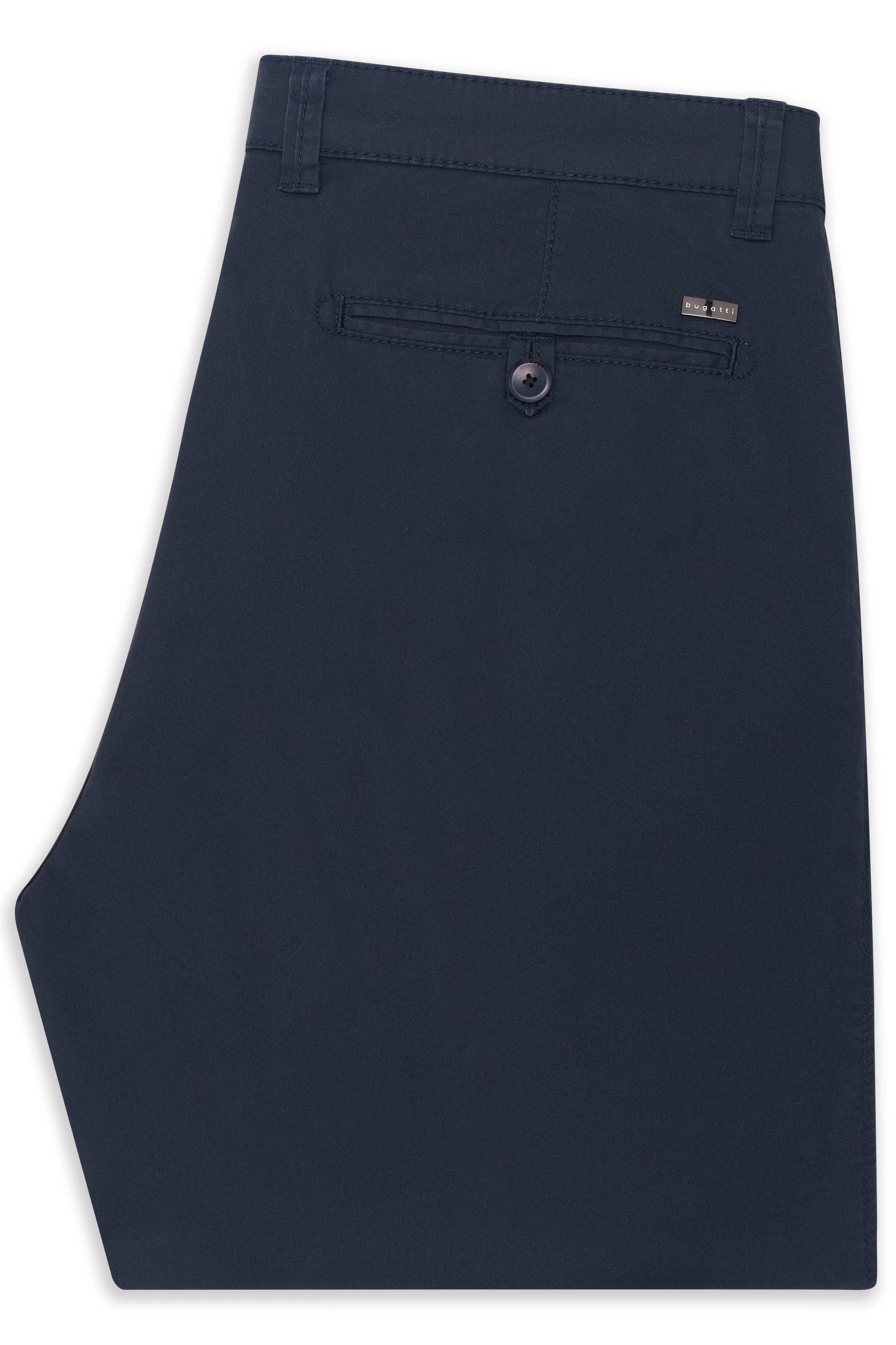 bugatti dunkelblaue Hose, Detailansicht von hinten, elegante und zeitlose Schönheit.