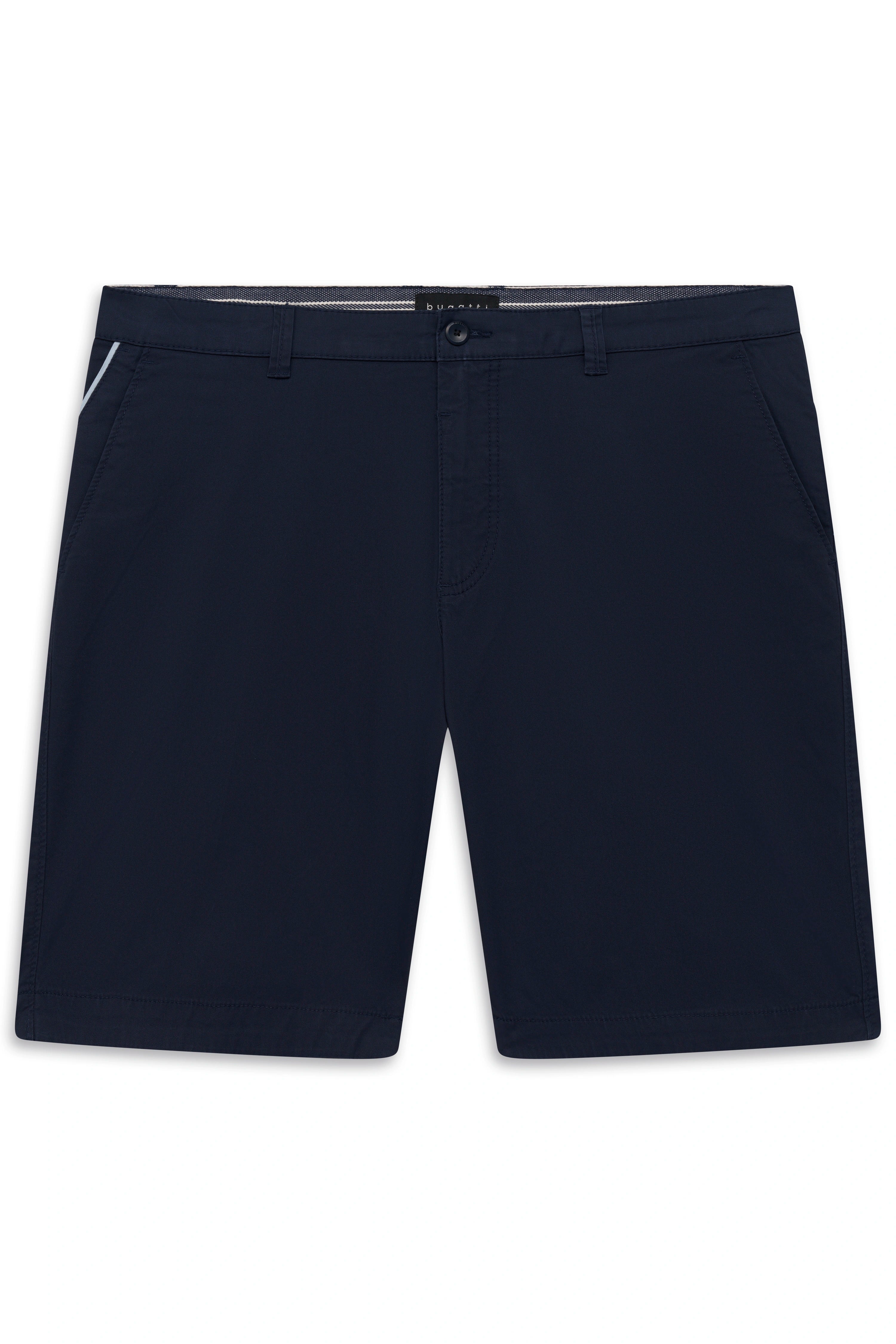 Navy Shorts von bugatti, legeres Büstenbild, schlichtes Design, ideal für stilvolle Sommeroutfits.