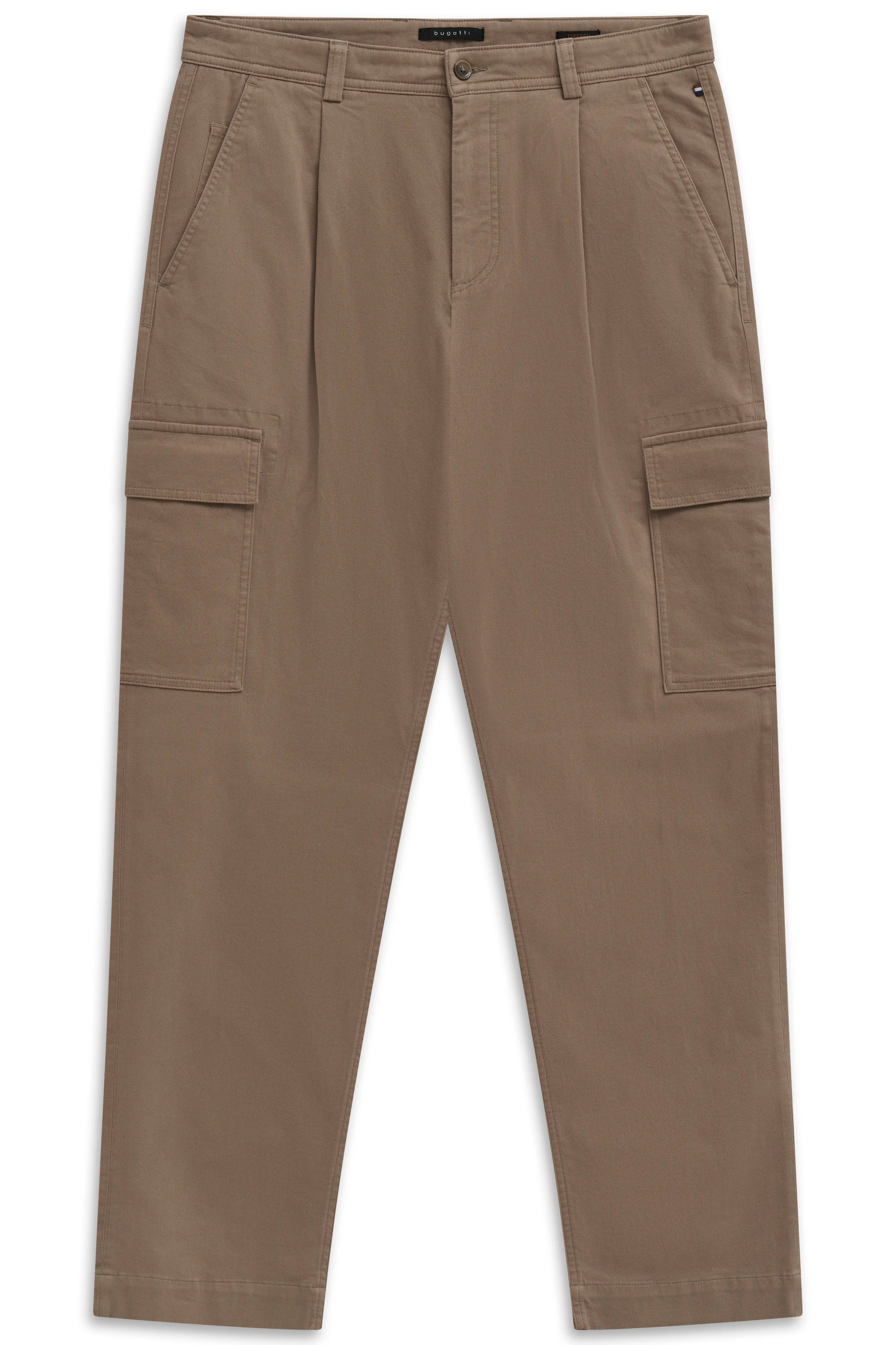 Braune bugatti Cargohose mit Taschen, legerer Stil, Büstenbild.