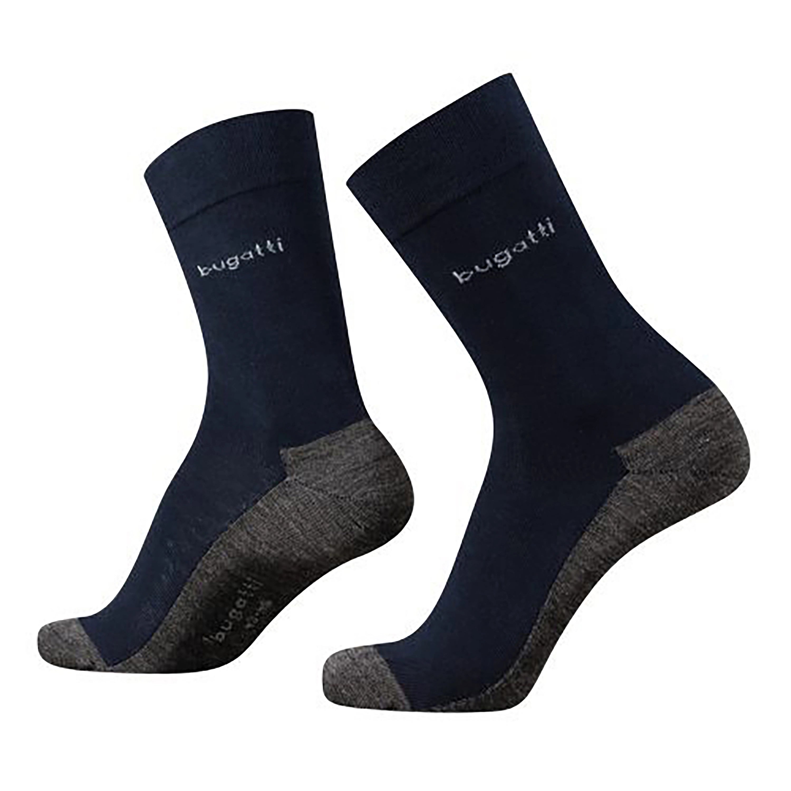 bugatti Socken, dunkelblau mit grauen Fersen und Zehen, stilvoll und bequem, Büstenbild.