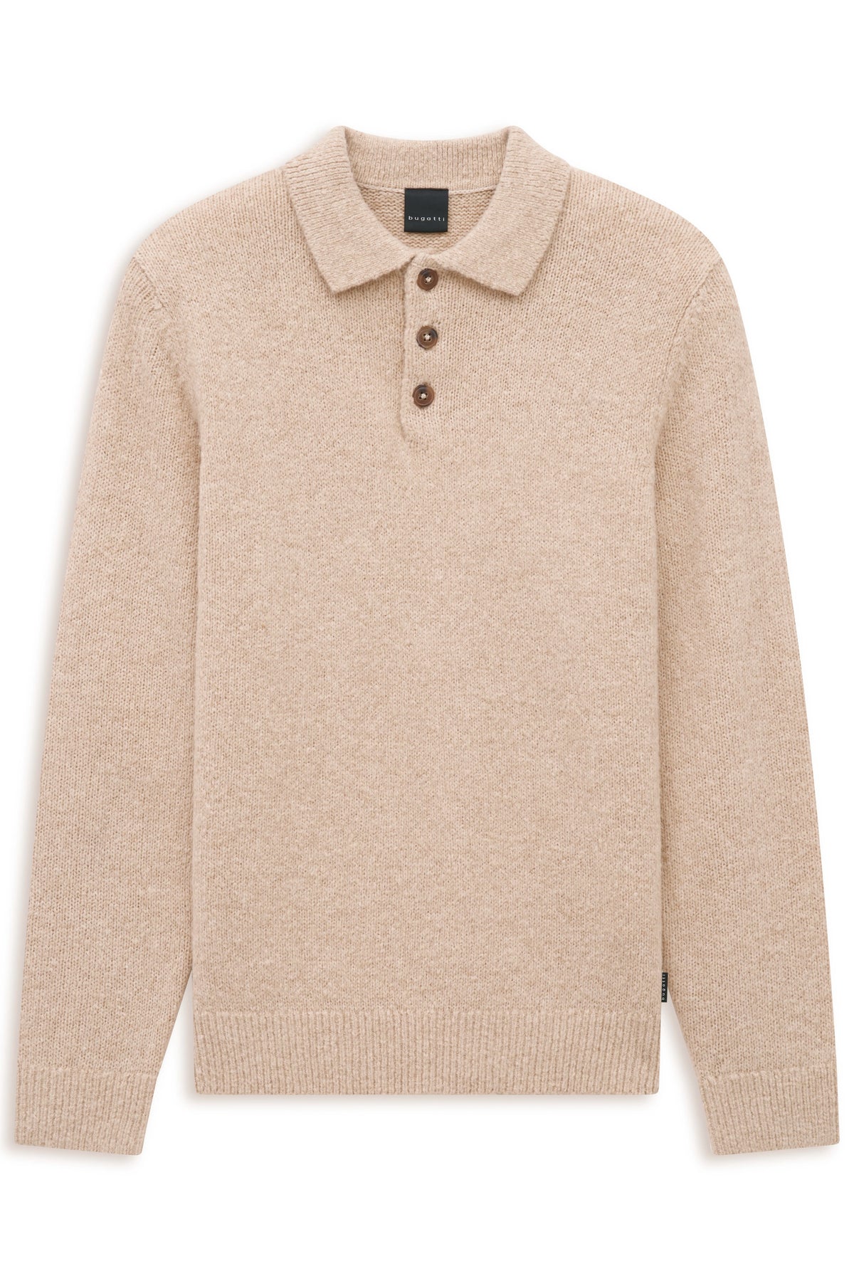 Beiger bugatti Strickpullover mit Kragen und Knopfleiste, klassisch und stilvoll. Büstenbild.