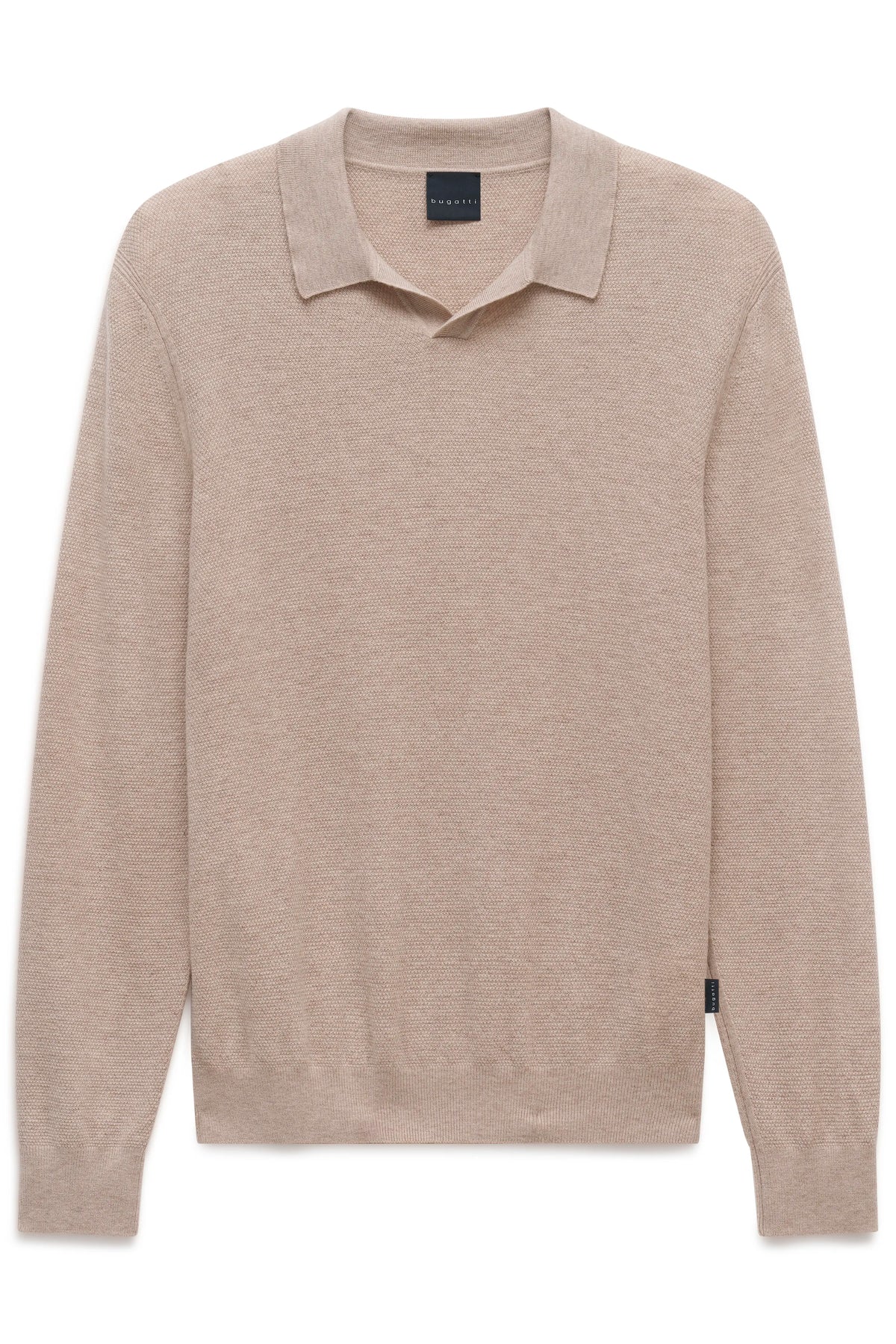 Beiger bugatti Pullover mit Kragen, Büstenbild.