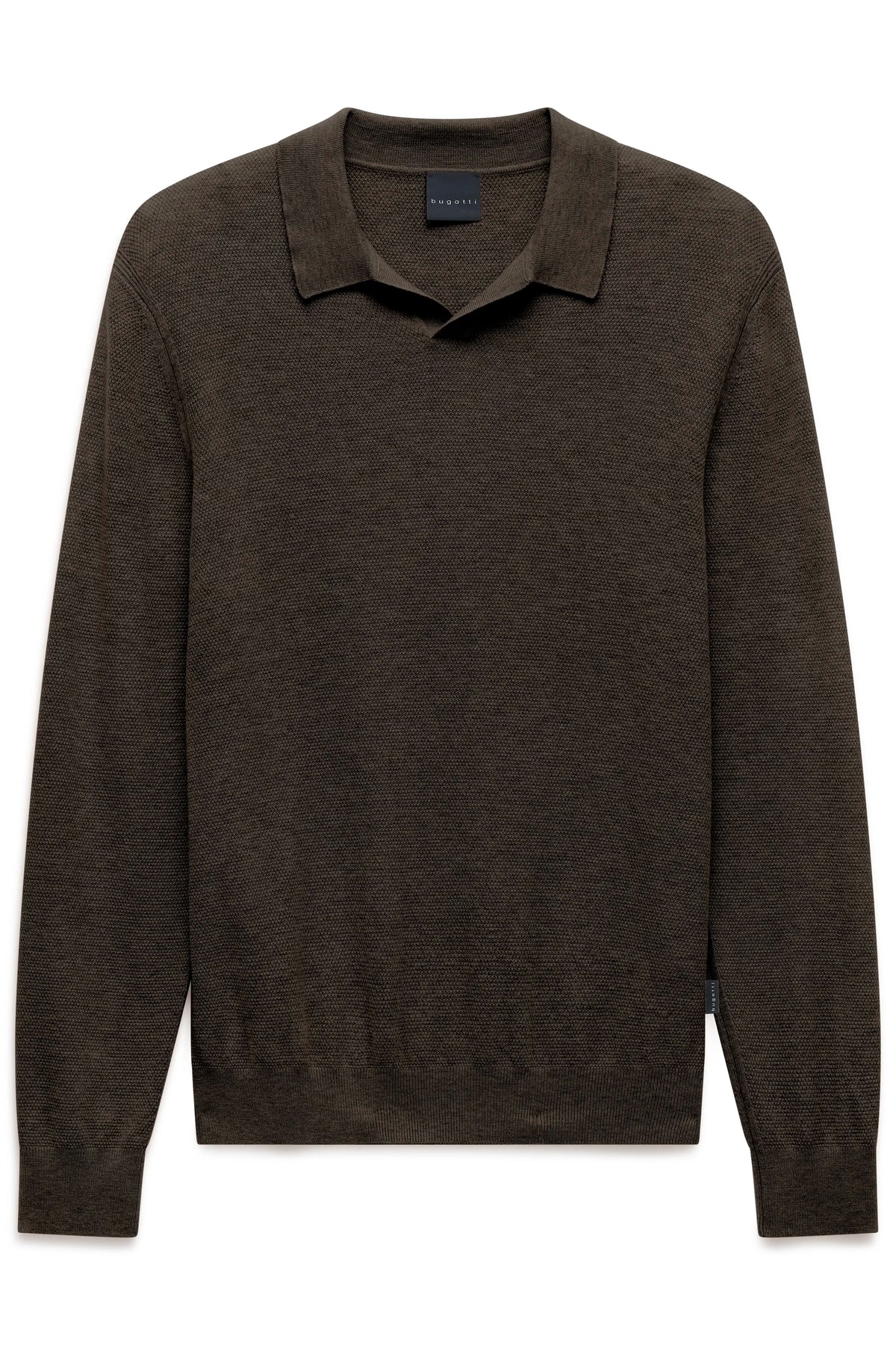 Brauner bugatti Pullover, langärmelig, klassischer Kragen, Büstenbild.