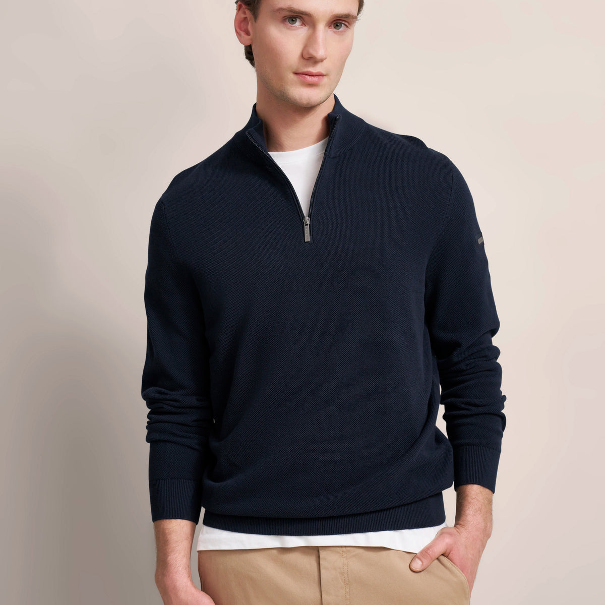 Troyer made of 100% cotton in navy | Bugatti