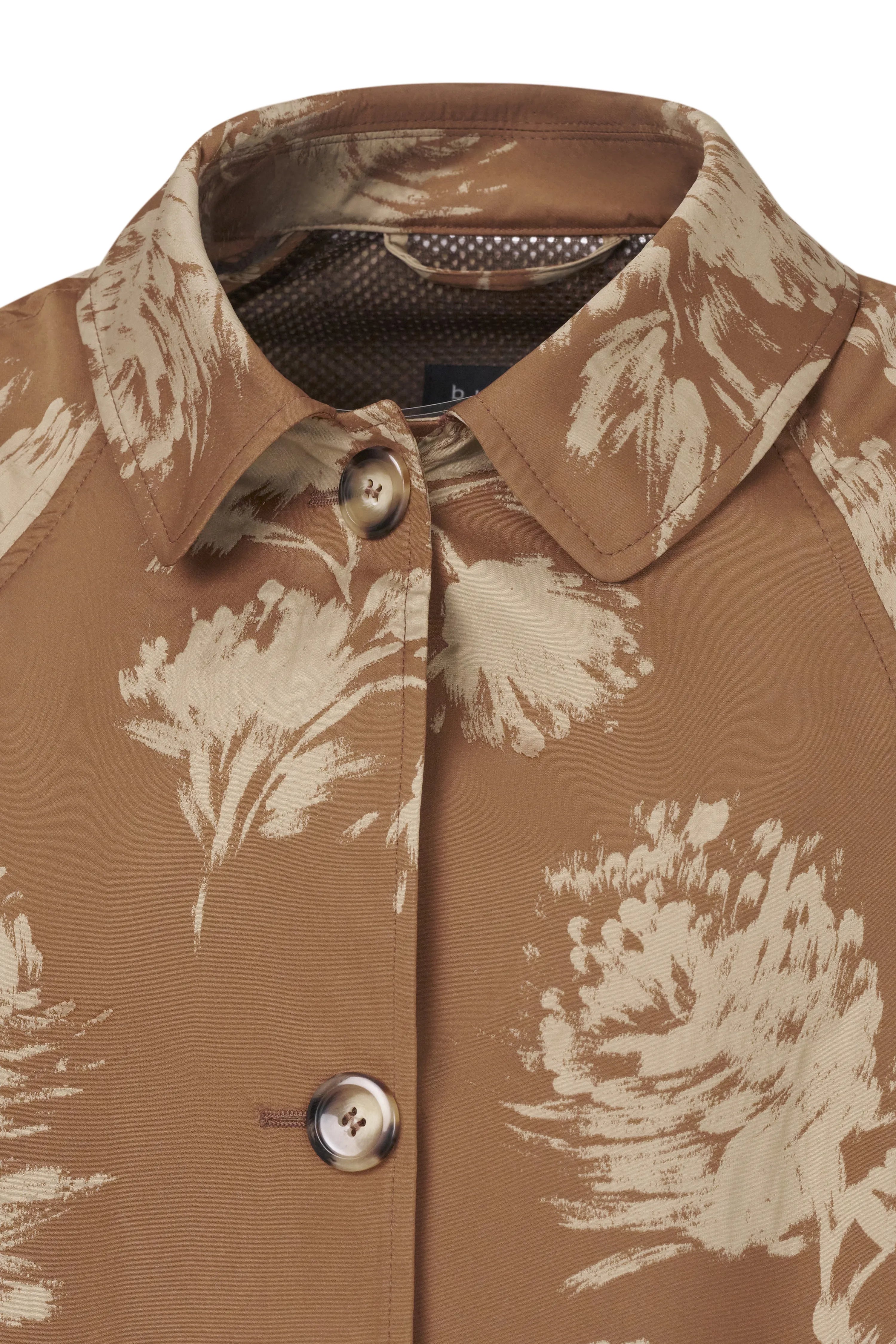 Bruin bugatti overhemd met beige bloemenpatroon, busteweergave.