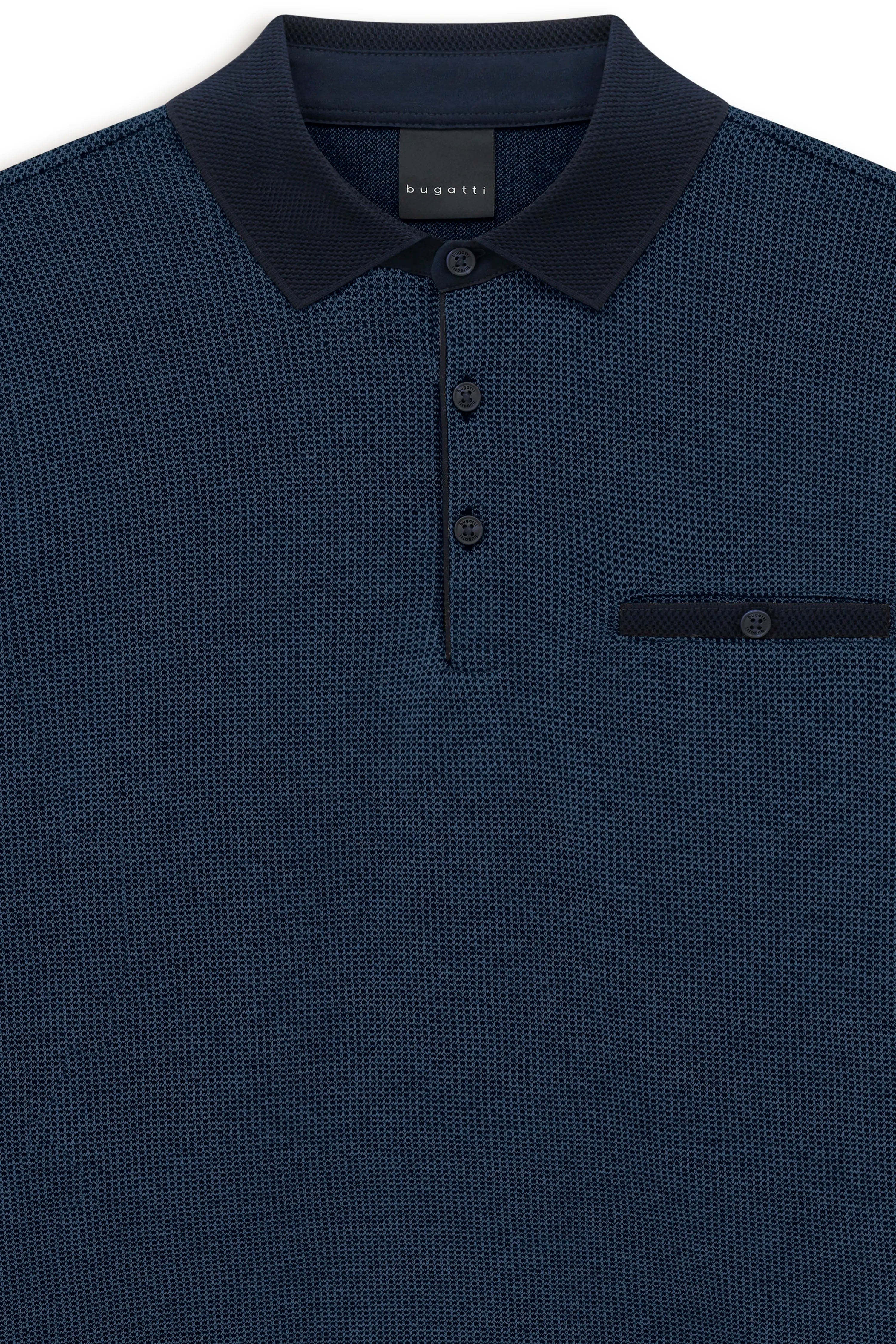 Navy Polohemd von bugatti mit feinem Muster, Büstenbild, klassisch und stilvoll.