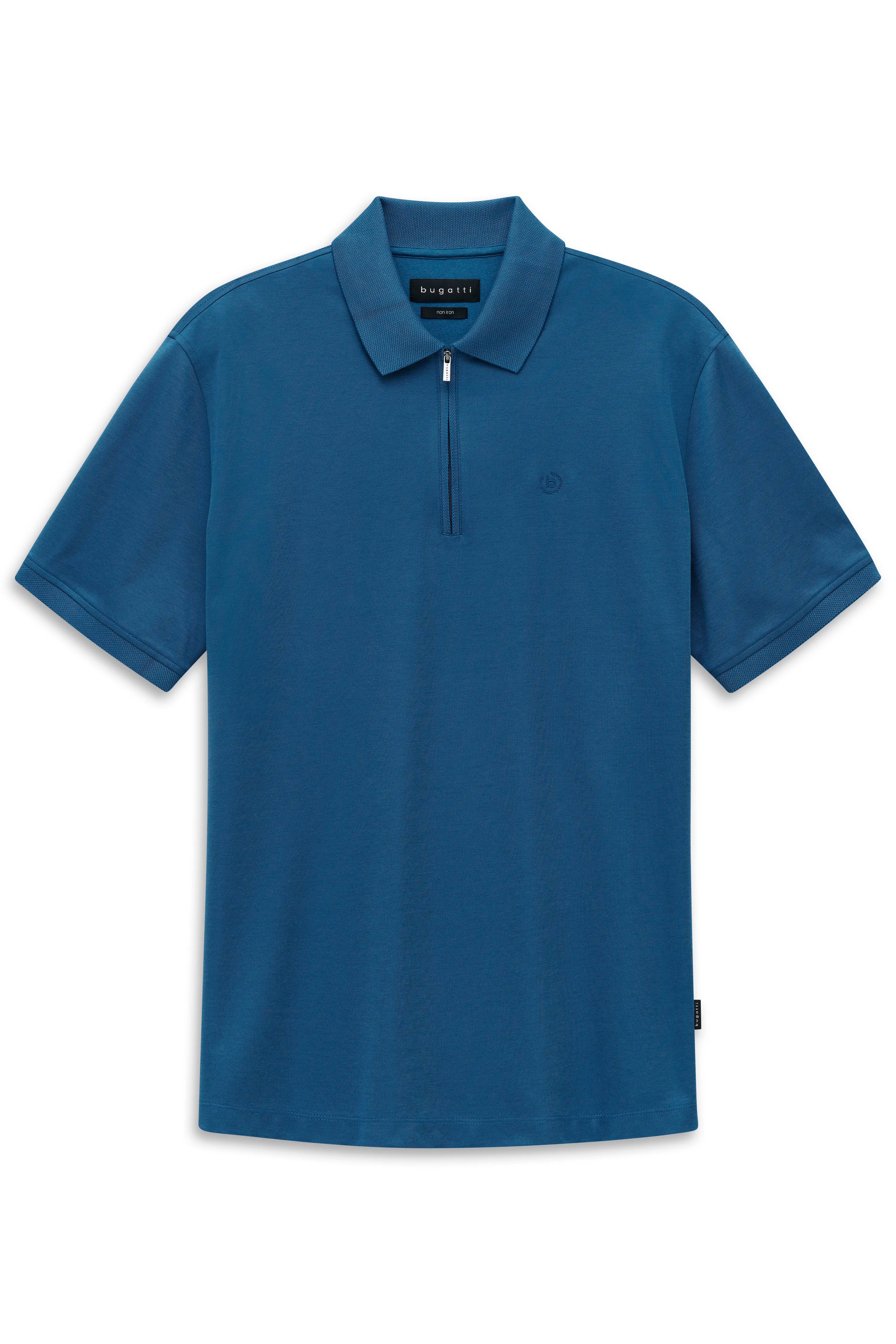 Bugatti Poloshirt in Blau mit Reißverschluss, legeres Büstenbild, klassische Eleganz.