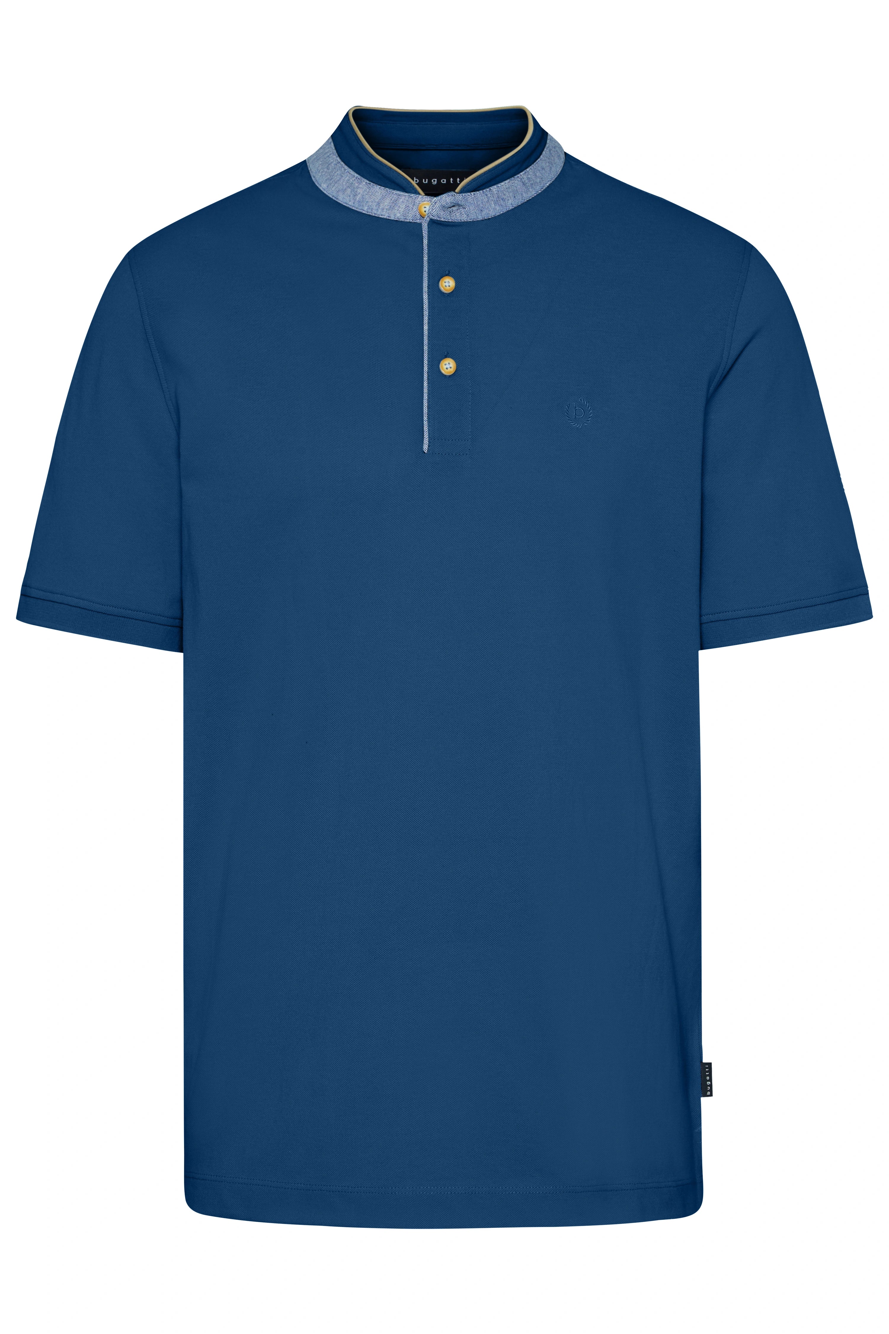 Blaues bugatti Poloshirt mit Stehkragen und Knopfleiste, legeres Büstenbild.