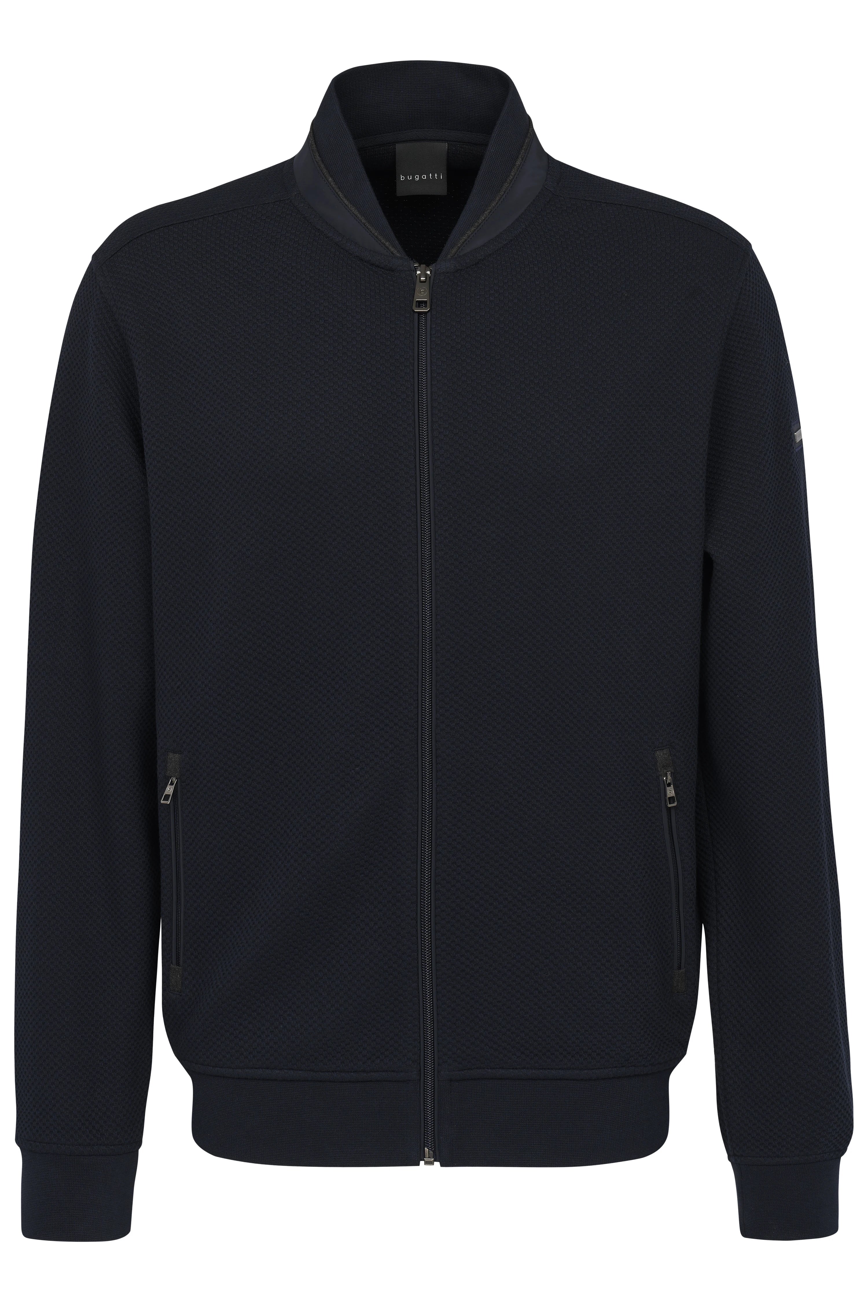 Dunkelblaue bugatti Jacke, Büstenbild, strukturierter Stoff, Reißverschluss, sportlich-elegant.