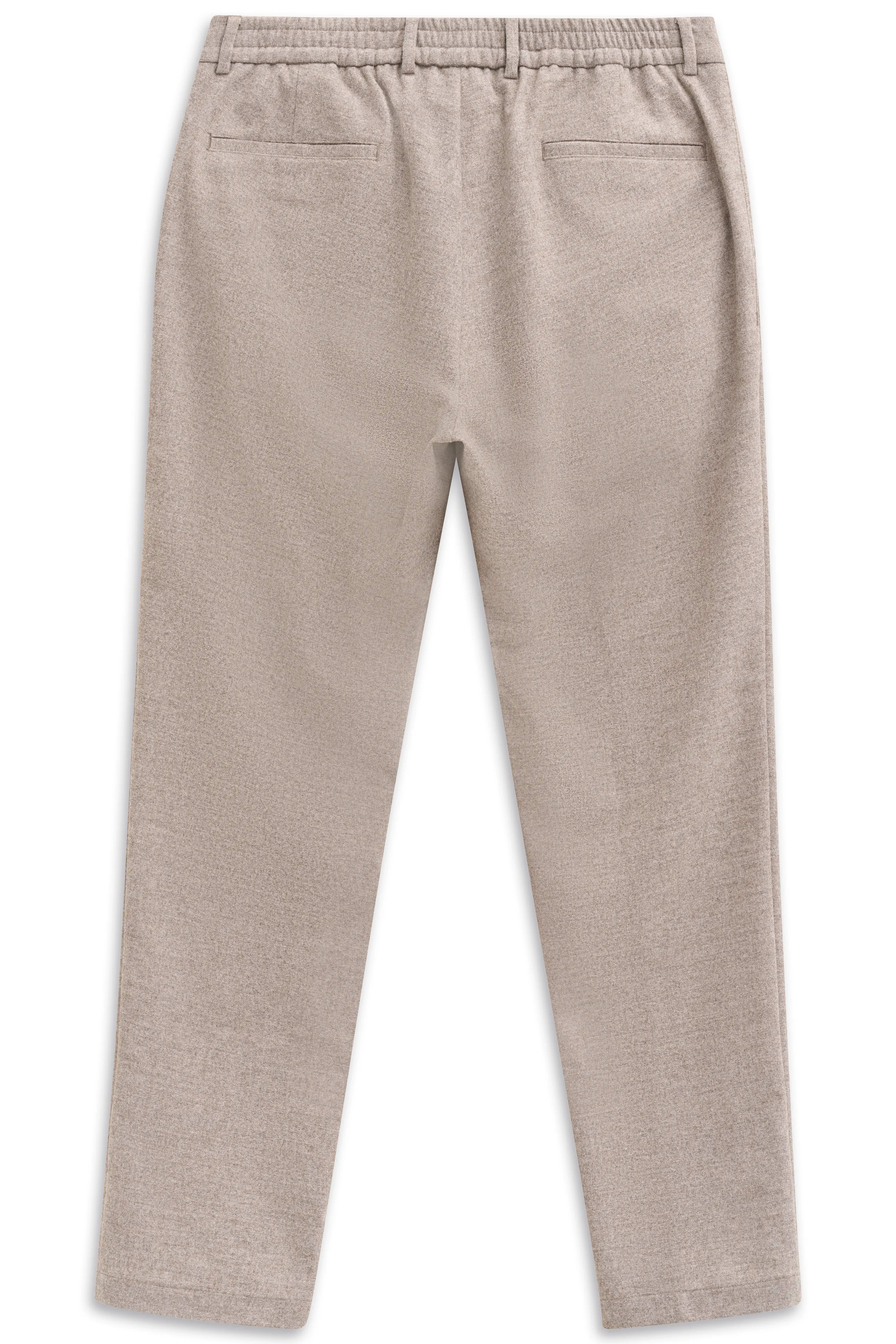 Beige bugatti Hose, leger, Rückansicht, eleganter Schnitt, hochwertige Verarbeitung.