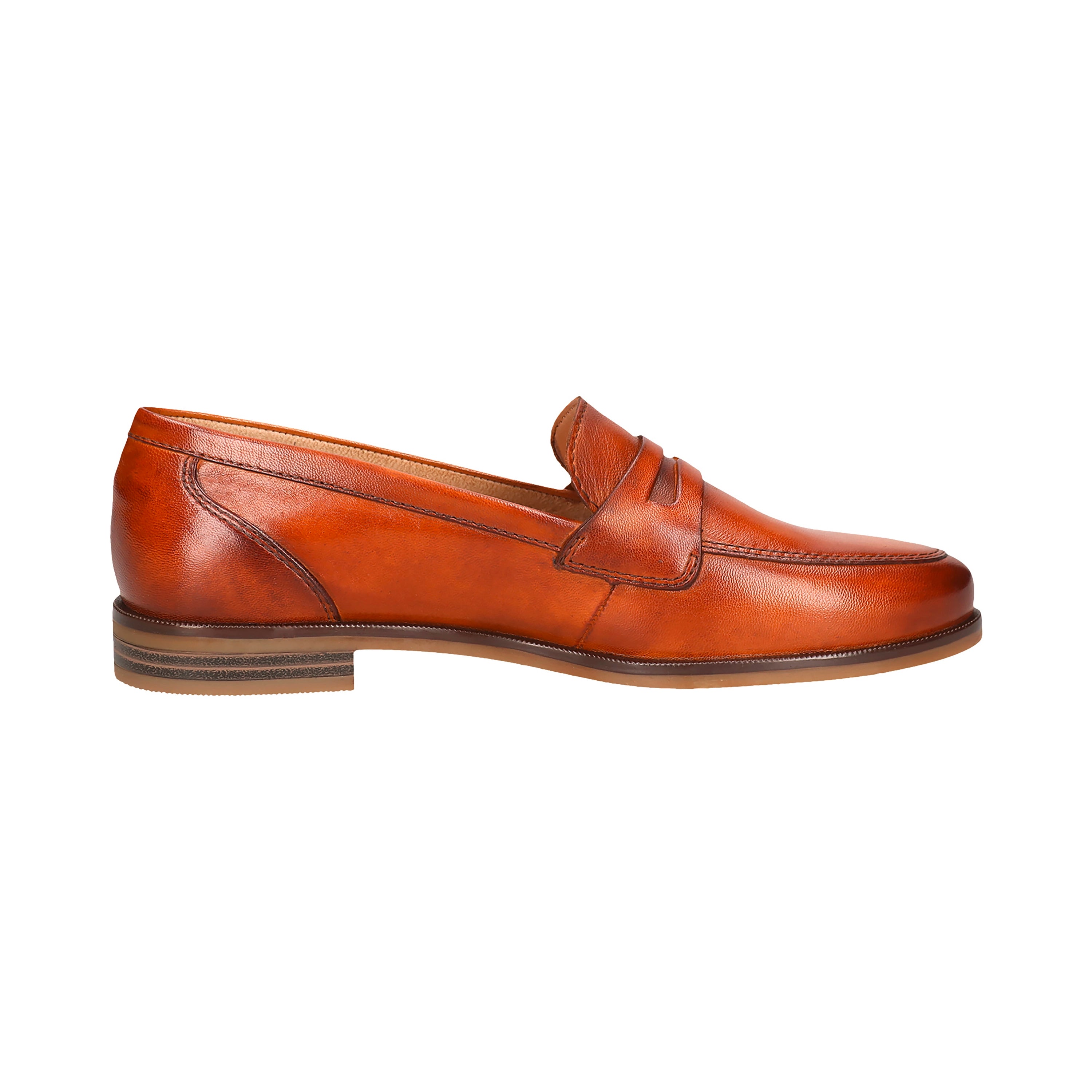 bugatti brauner Loafer, glattes Leder, klassische Eleganz, Seitenansicht, zeitloses Design.