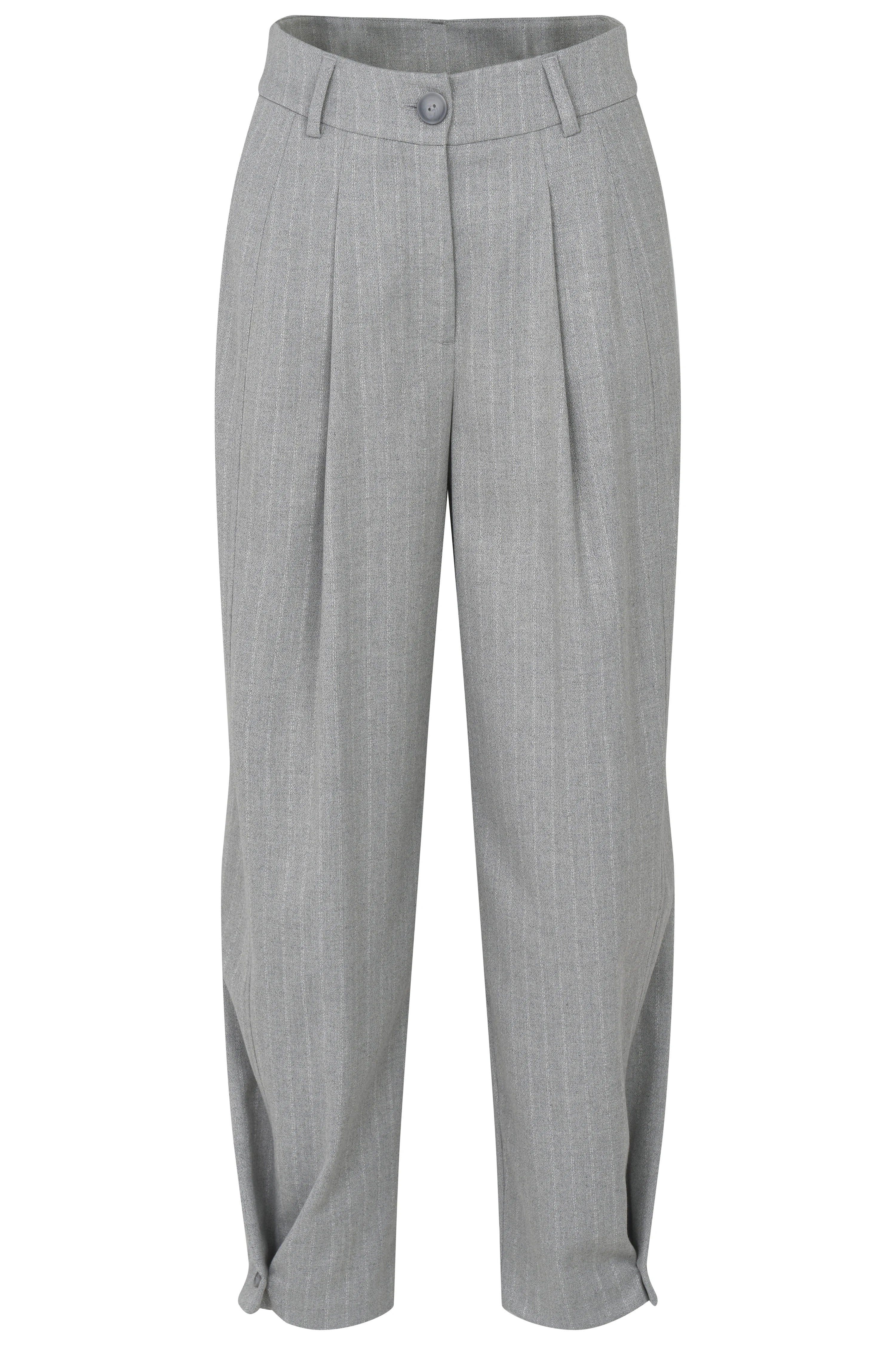 Grijze bugatti broek met fijn krijtstreep patroon, casual look, tijdloze stijl en verfijning.