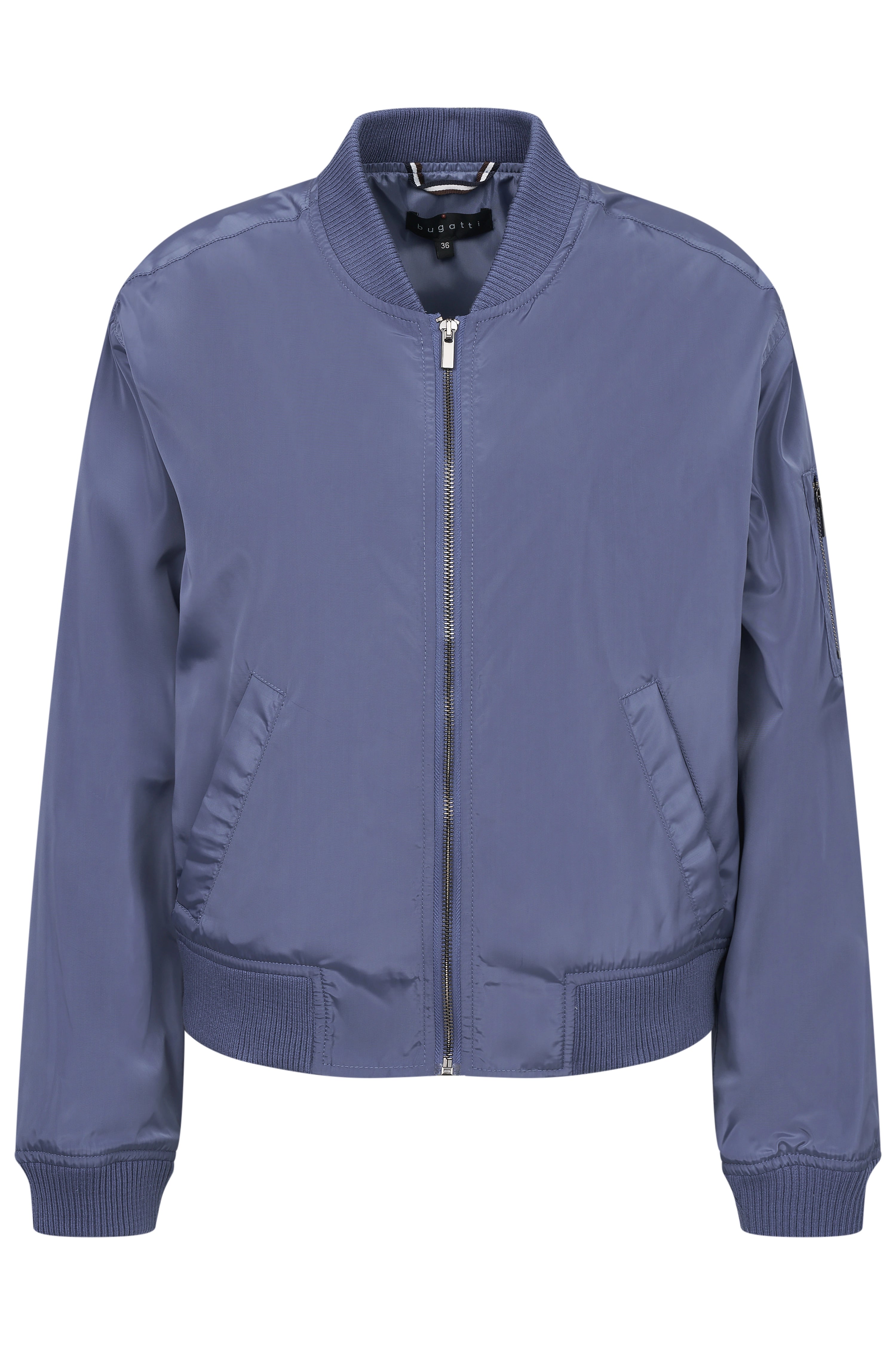 Blauer bugatti Blouson, Büstenbild, minimalistisch und zeitloses Design.