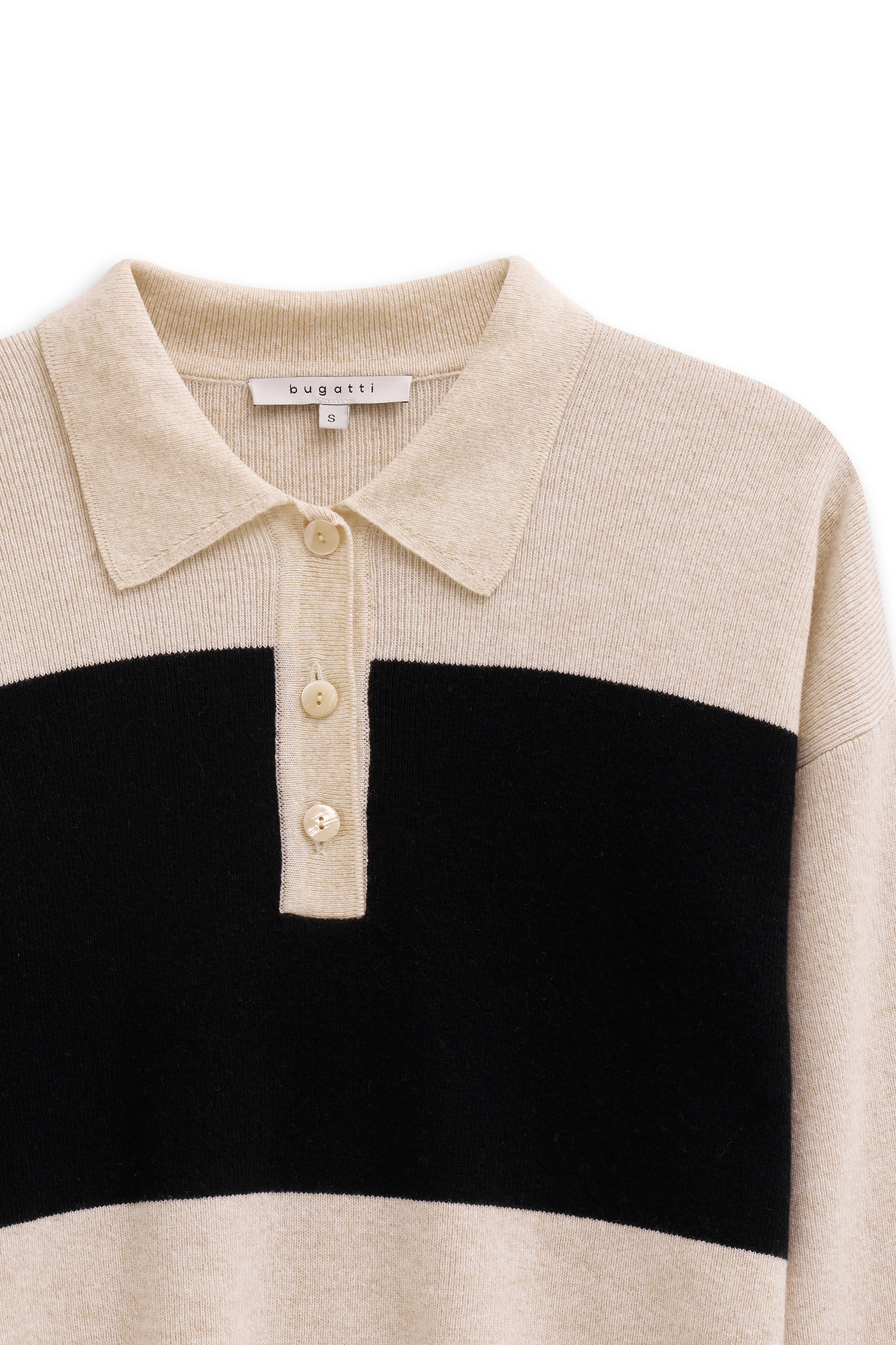 bugatti Pullover beige-schwarz, Büstenbild, eleganter Look mit Knopfleiste und Kragen.