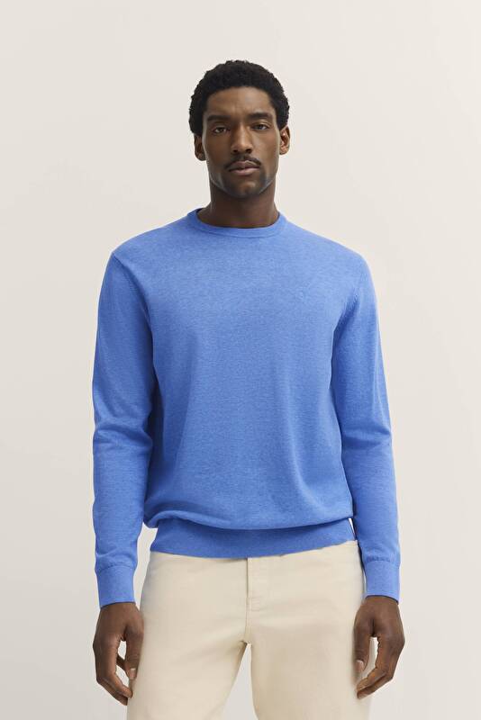   in blue grey - View: Model front