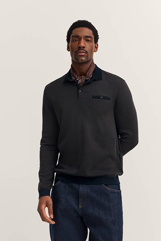   in brown - View: Model front