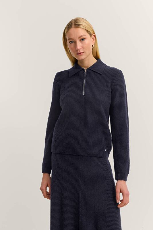 unbekannt unbekannt in marine - Ansicht: Model Front