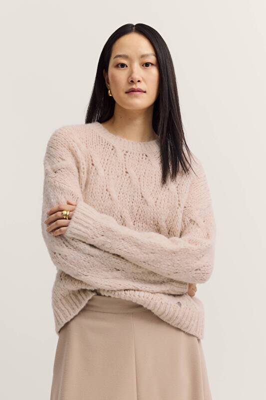 unbekannt unbekannt in beige - Ansicht: Model Front